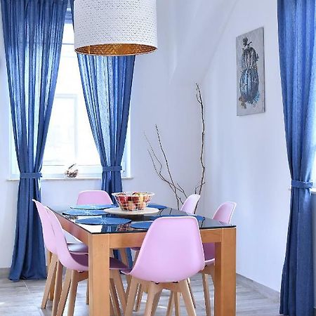Chill&Sun Apartment Lukecin Ngoại thất bức ảnh