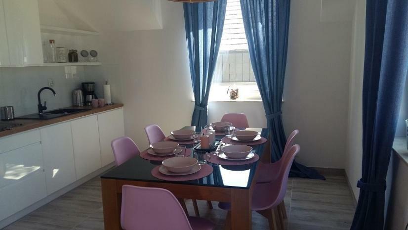 Chill&Sun Apartment Lukecin Ngoại thất bức ảnh