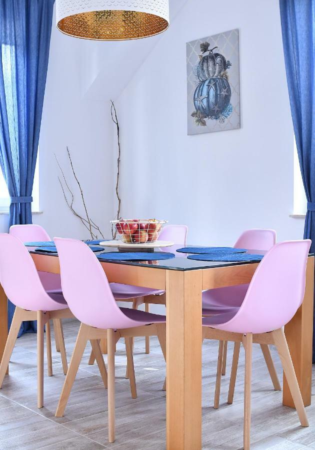 Chill&Sun Apartment Lukecin Ngoại thất bức ảnh